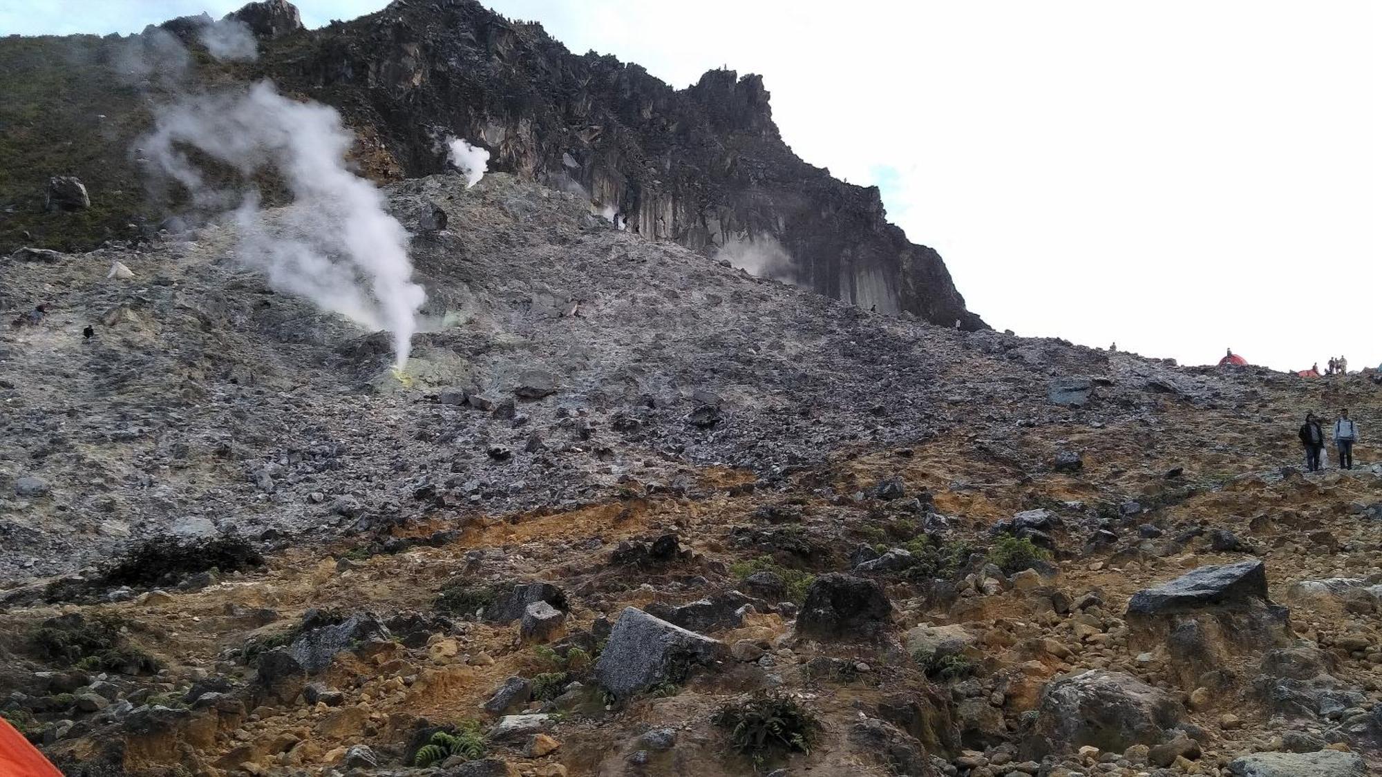 Vulkaan Homestay Berastagi Esterno foto